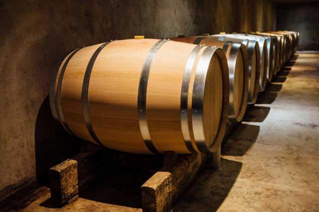 酒说丨葡萄酒酿造中的橡木桶熟化是什么工艺？(图3)